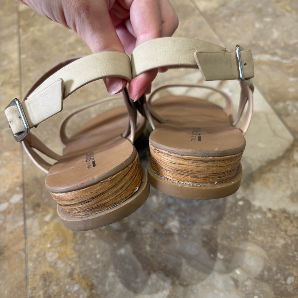 CALL IT SPRING SANDALS - Picture 4 of 7